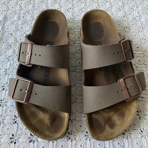 Birkenstock Arizona Sandals - Mocha - Women’s 7.5. / 8 - NICE!!!!
